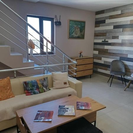Alexander Hotel أسينوفغراد المظهر الخارجي الصورة