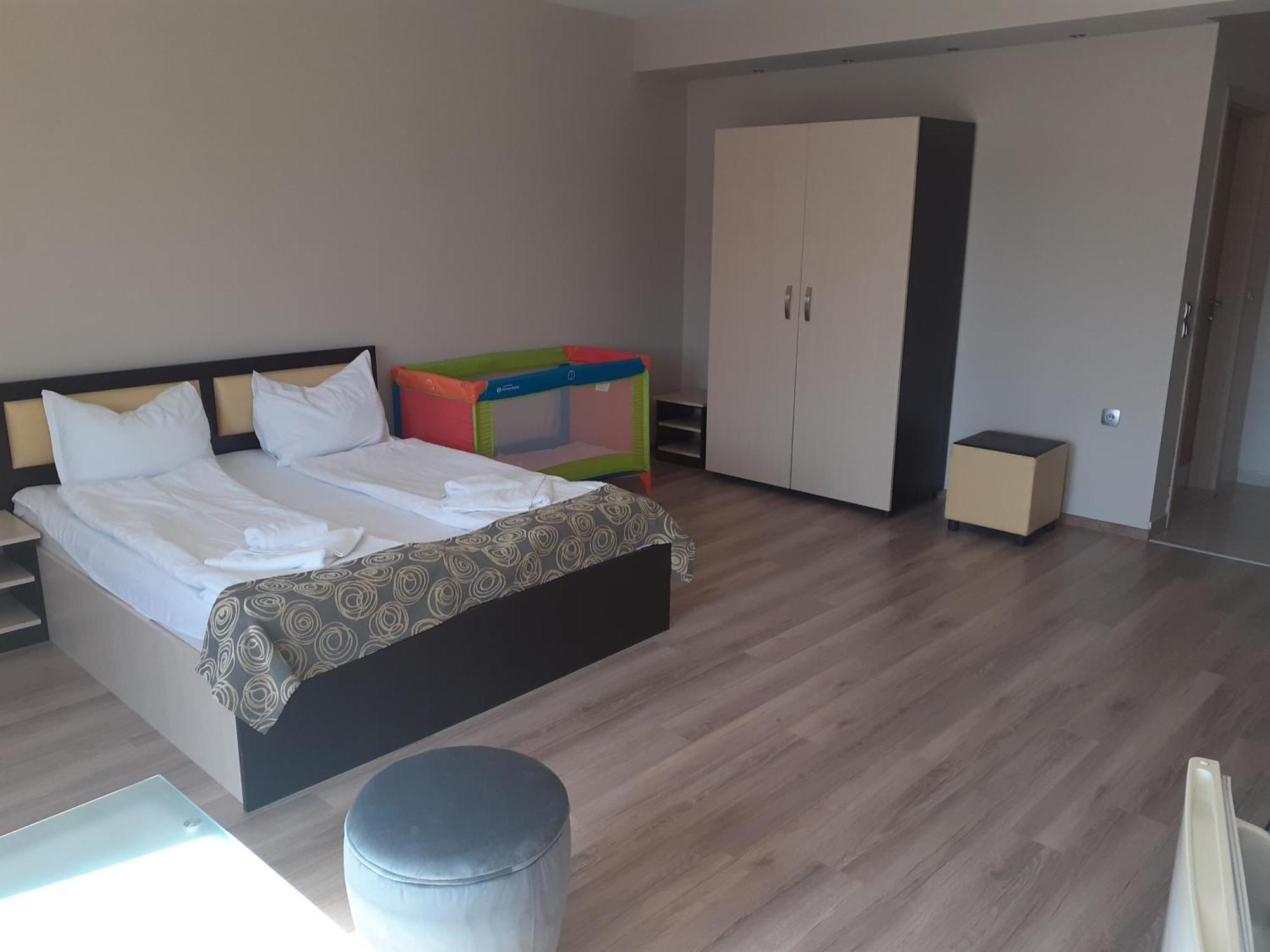 Alexander Hotel أسينوفغراد المظهر الخارجي الصورة