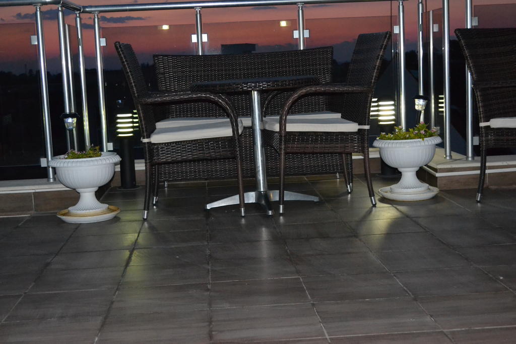 Alexander Hotel أسينوفغراد المظهر الخارجي الصورة