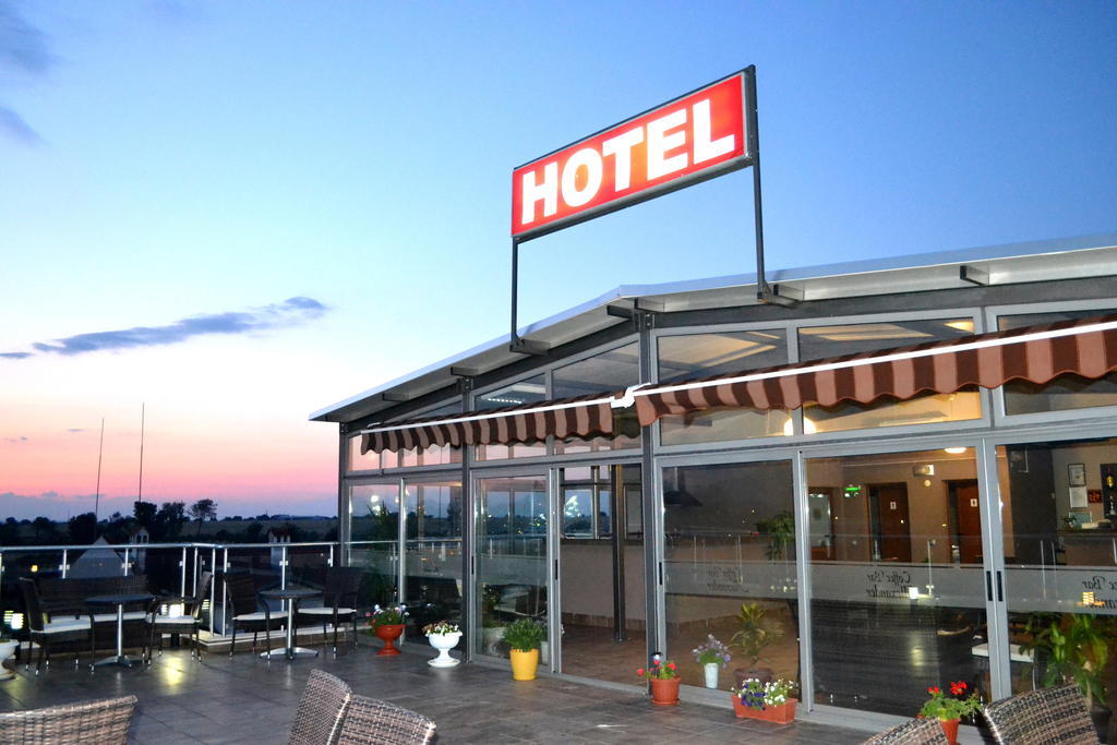 Alexander Hotel أسينوفغراد المظهر الخارجي الصورة